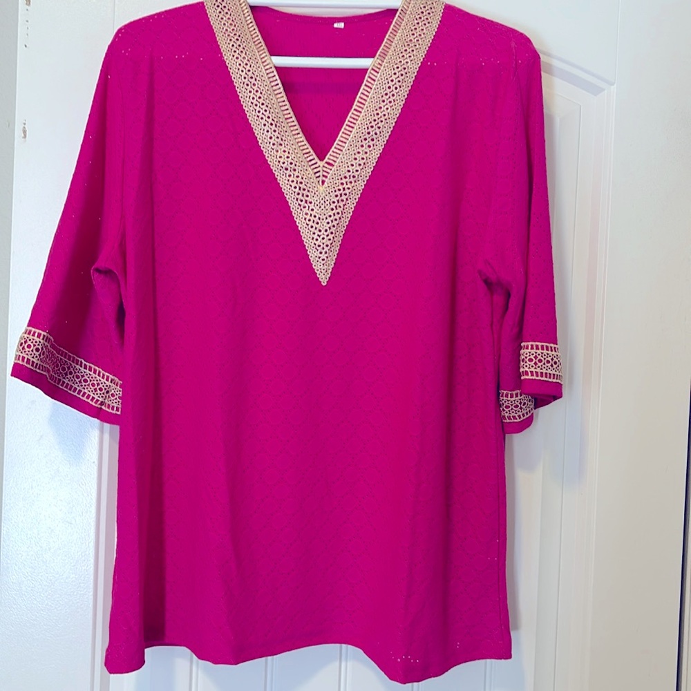 Womens vneck top
